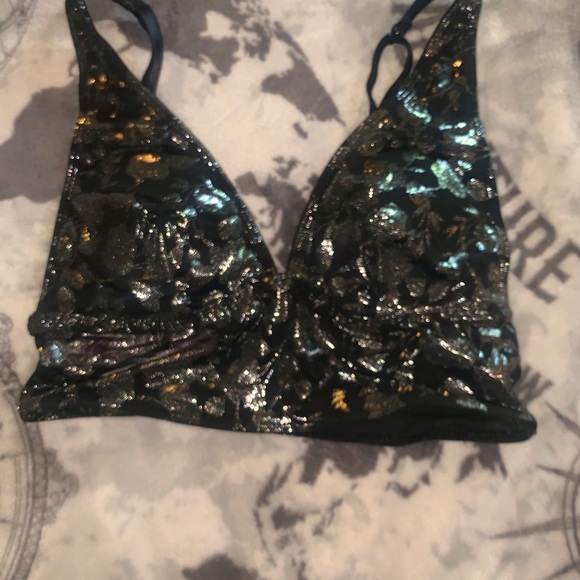 Victoria’s Secret Bralette - Picture 1 of 2